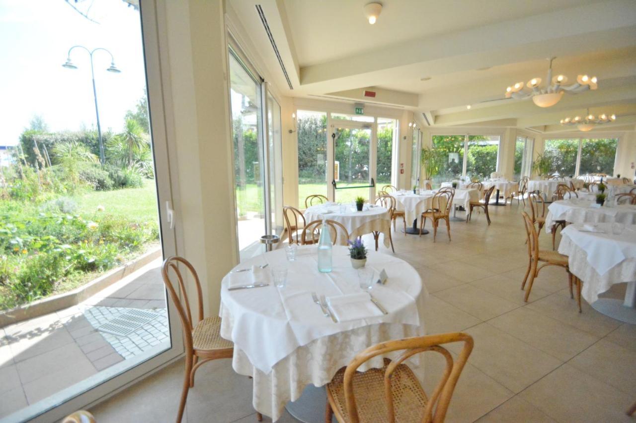 Hotel Bellevue Beach - Sul Mare Milano Marittima Kültér fotó