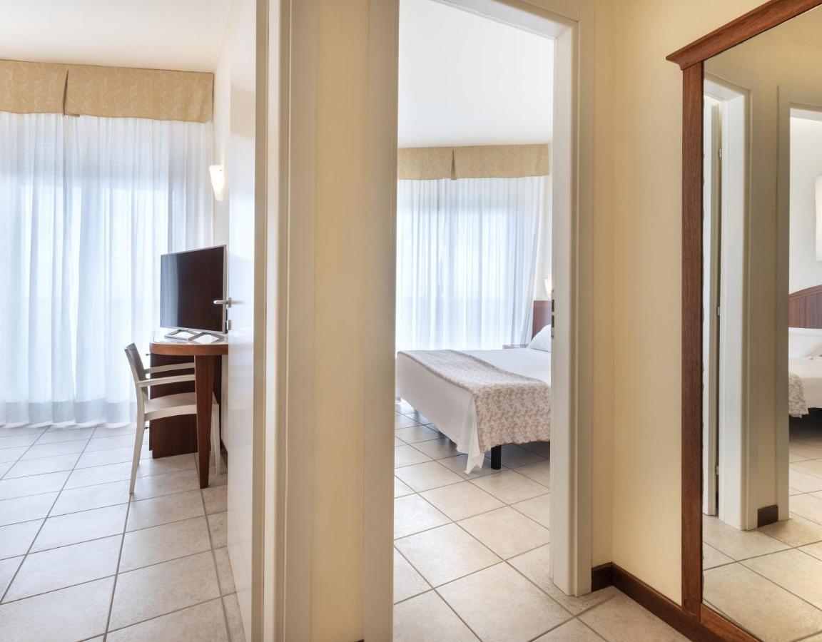 Hotel Bellevue Beach - Sul Mare Milano Marittima Kültér fotó