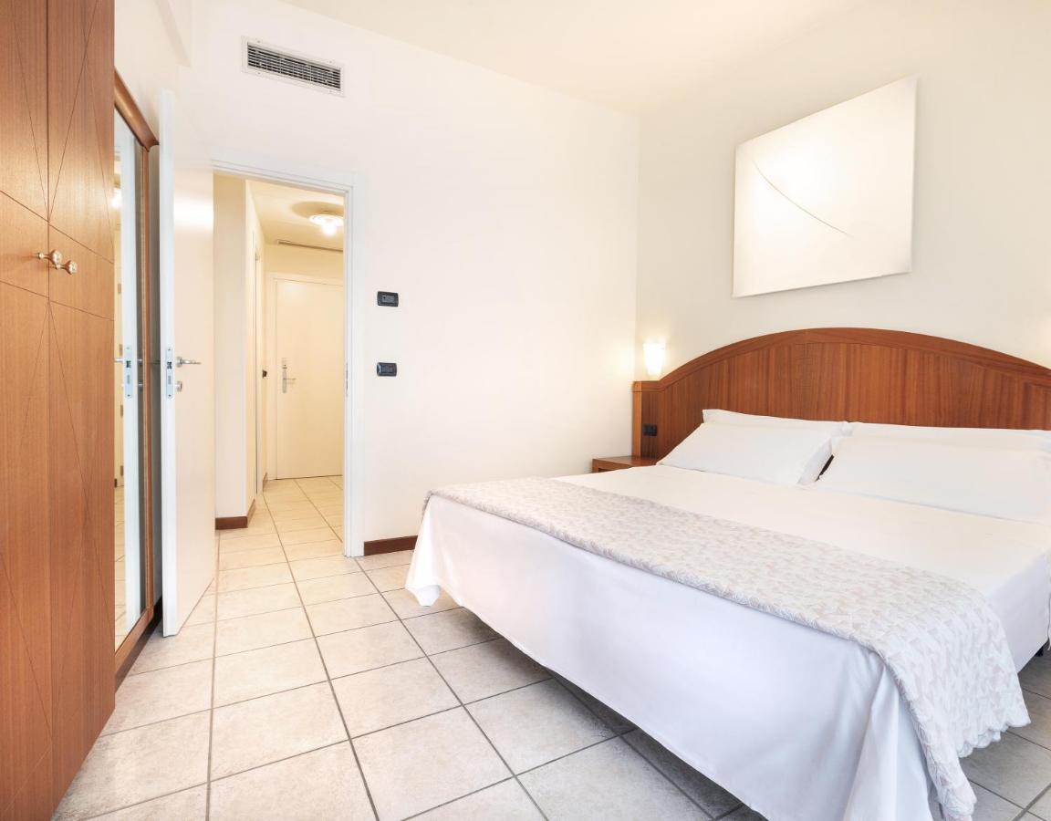 Hotel Bellevue Beach - Sul Mare Milano Marittima Kültér fotó