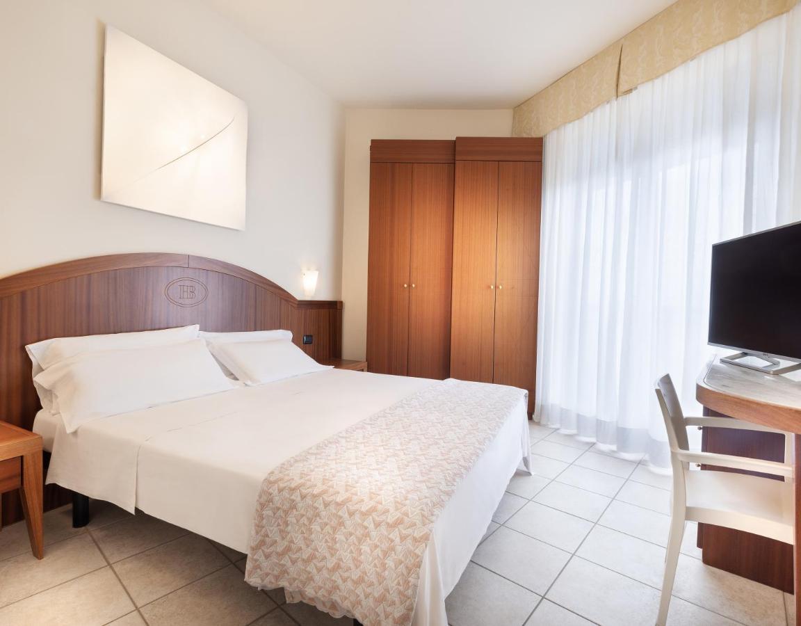 Hotel Bellevue Beach - Sul Mare Milano Marittima Kültér fotó