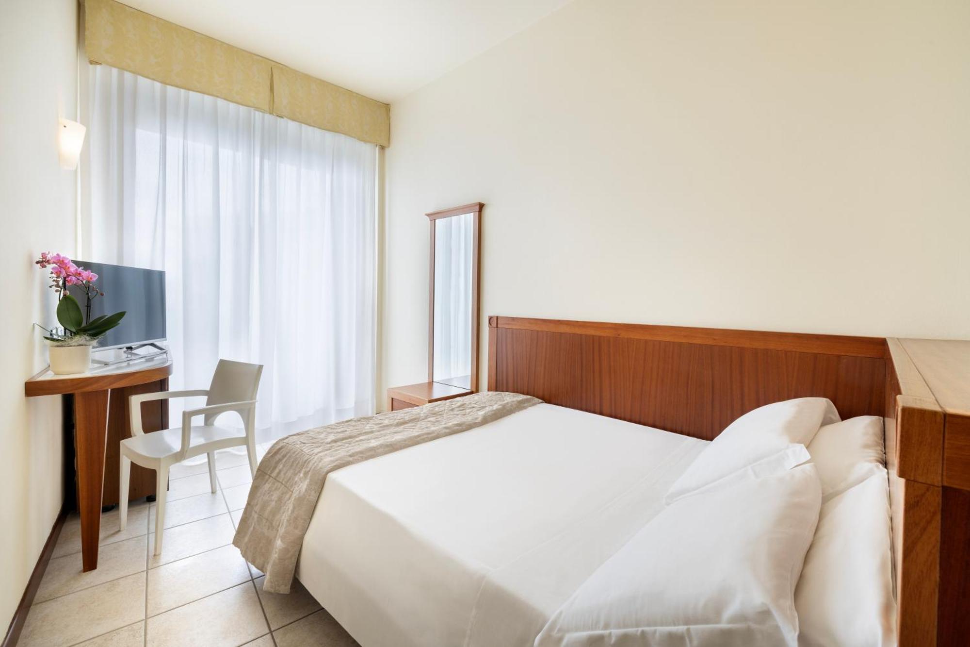Hotel Bellevue Beach - Sul Mare Milano Marittima Kültér fotó